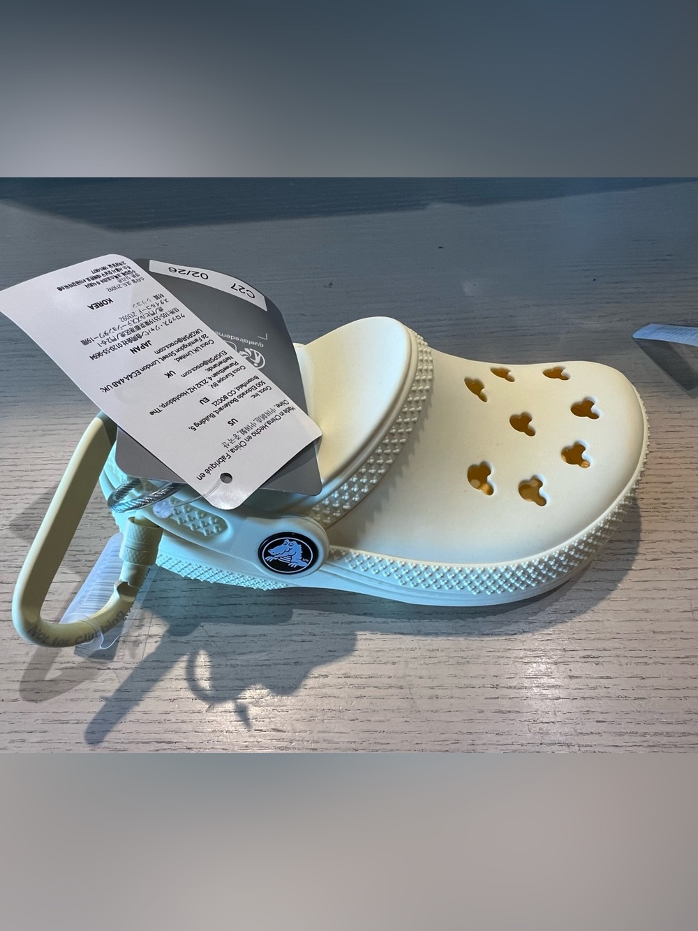 2026 Disney Park Yellow Crocs Clog Shaped Zip Pouch Bag Charm Carabiner Keychain